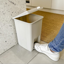 BASURERO CON PEDAL DE 15lts - BEIGE